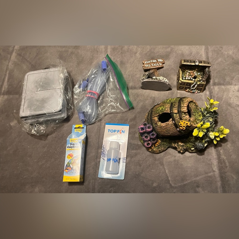 Aquarium Decor and Accessories Set